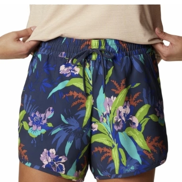 Columbia regular fit vibrant colors shorts Athleasure Hiking Beach Travel XL - Picture 1 of 12